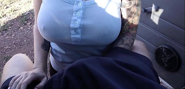  BIG TIT Big Thick ASS Tattooed Mature Milf Celebrity Gives Stranger a Blowjob In The Outback For a Lift Home - Melody Radford